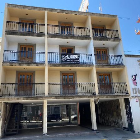 Hotel Flamingos De Куидад Гузман Екстериор снимка